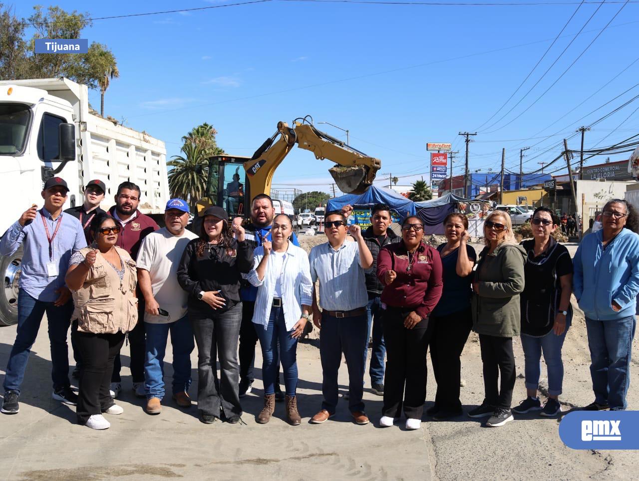 EMX-Lleva-Gobierno-Municipal-acciones-de-‘Tijuana:-Ciudad-Limpia’-a-colonias-de-San-Antonio-de-los-Buenos-y-Playas