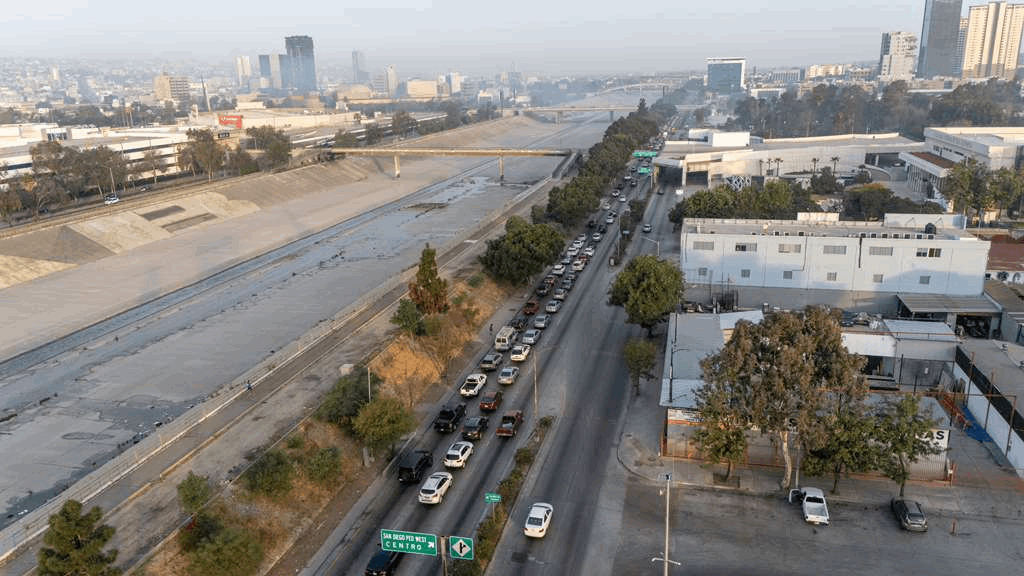 0a0470b6-1a0d-4001-8187-6a57088ab9df