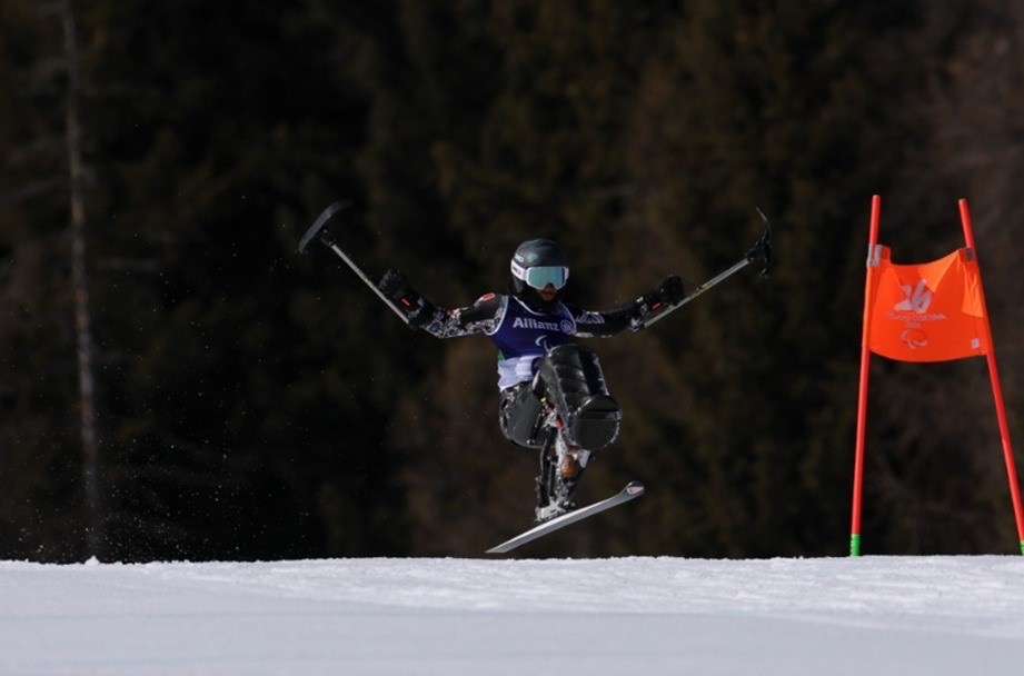 169d2831-f781-49f7-8a6f-07b81cfcb31c