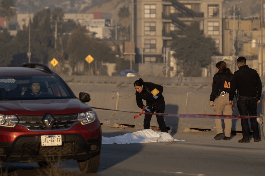 Accidente en Vía Rápida deja a una mujer sin vida y un l... - El Mexicano