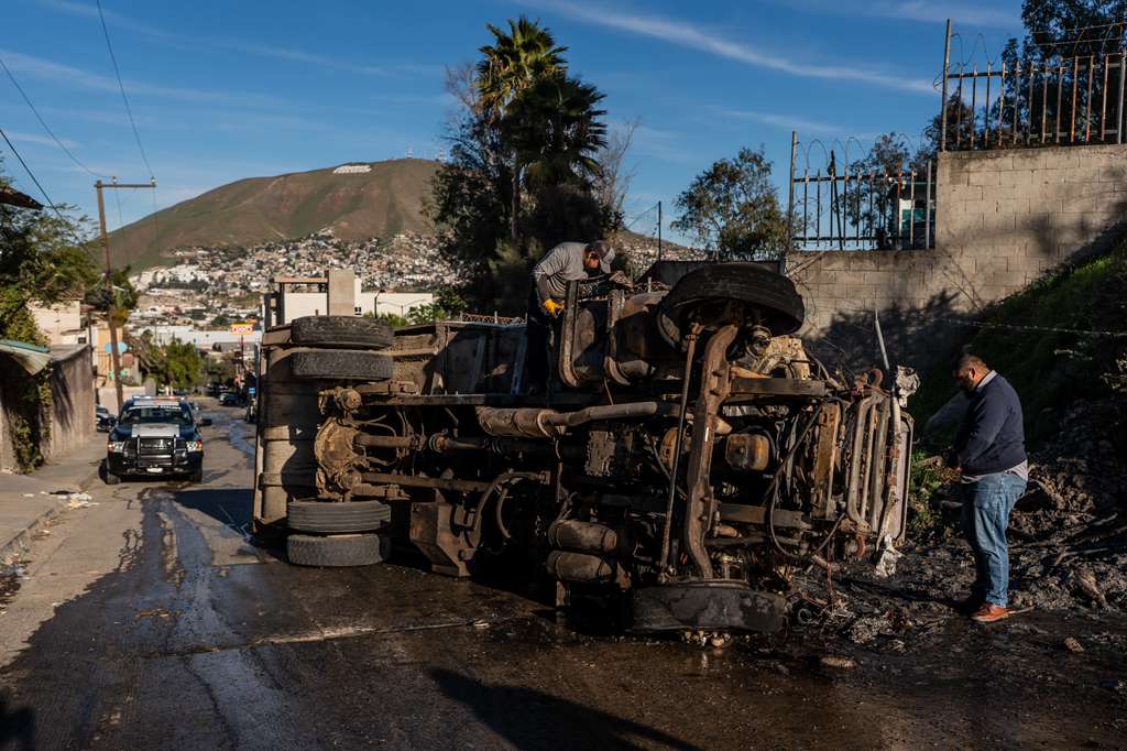 1c78b3fa-3b7e-49fb-a26b-50cd99f8cbb2