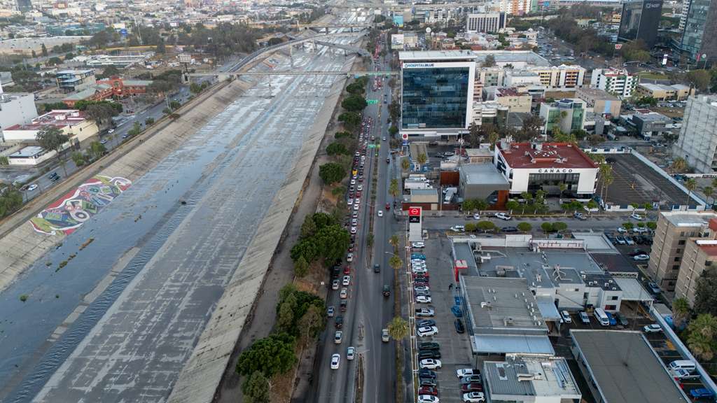 2165e59a-a5c0-465e-b737-b96eea702260