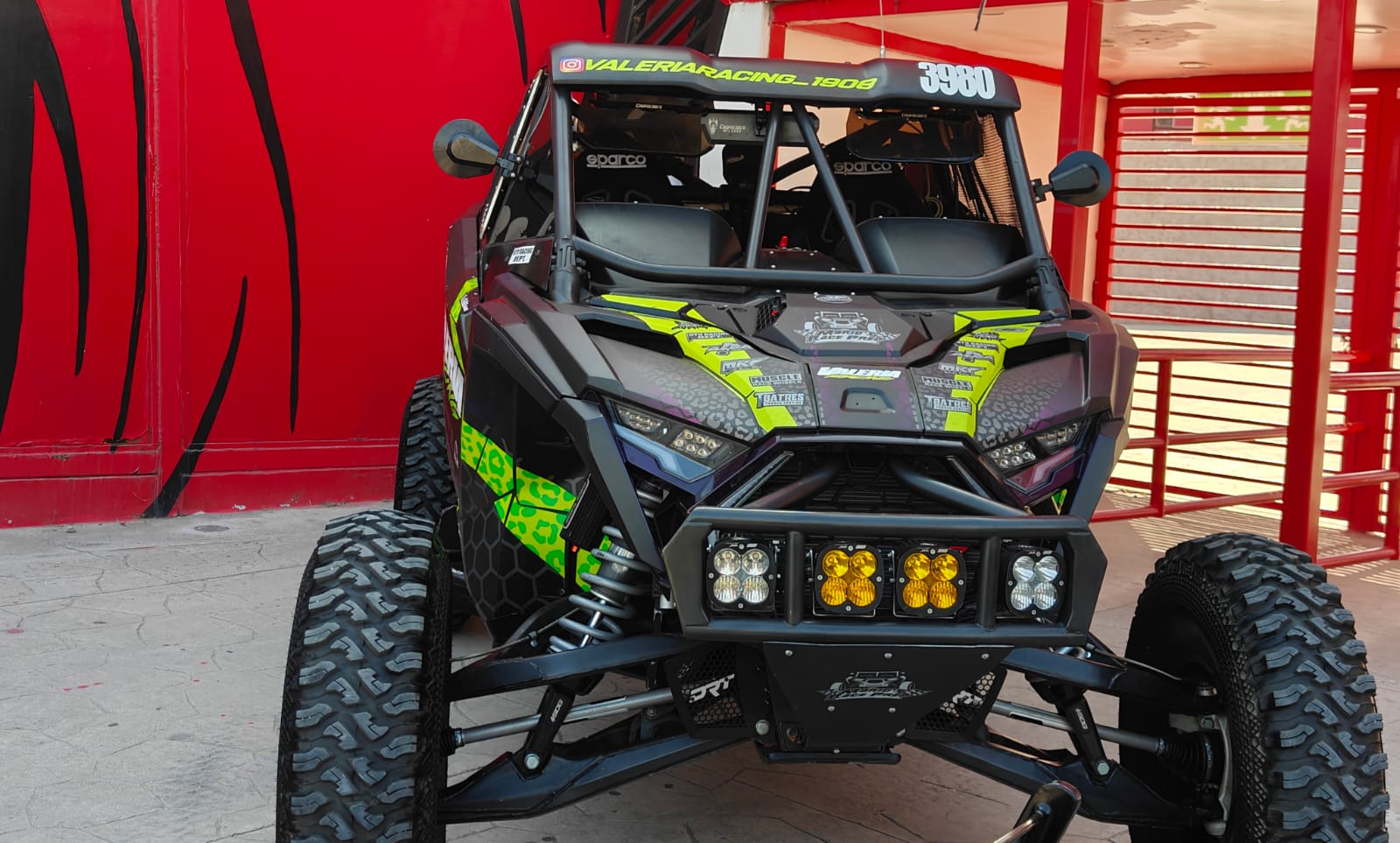 260f800b-b4f0-489c-822b-4ef6cd3a00b4