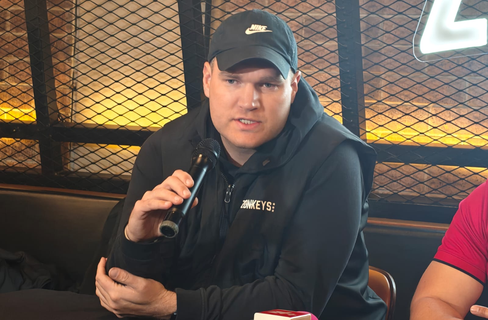 2bb073a8-3120-4519-9f61-73decf25510e