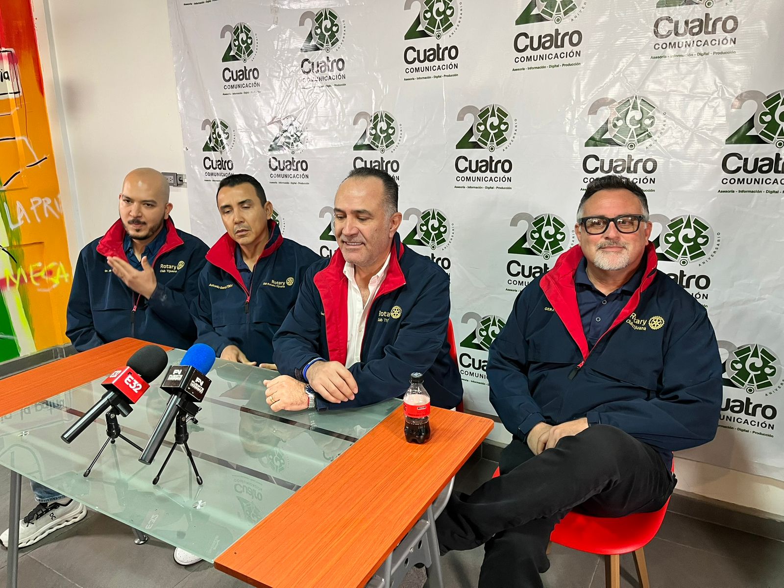 2dfa7a99-273d-46a4-9cff-6003e1285045