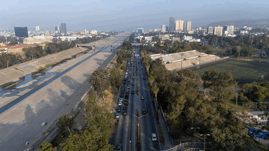 2e83c15a-e99f-4299-a315-01cef03e8c45