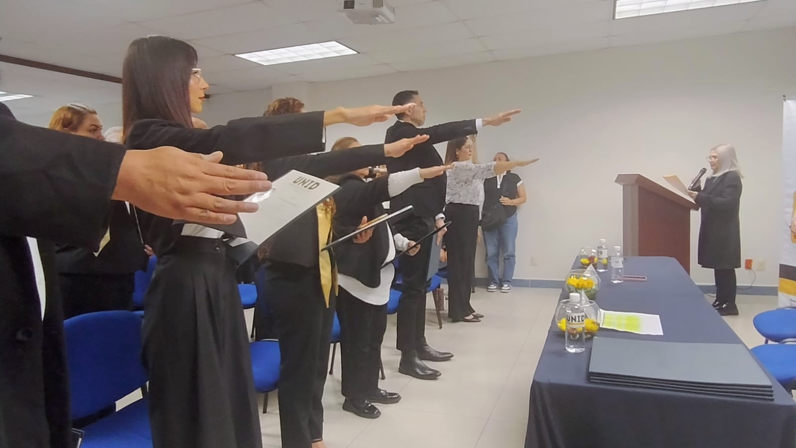 4c4f12de-4894-4f55-a211-2a955b4fdf31