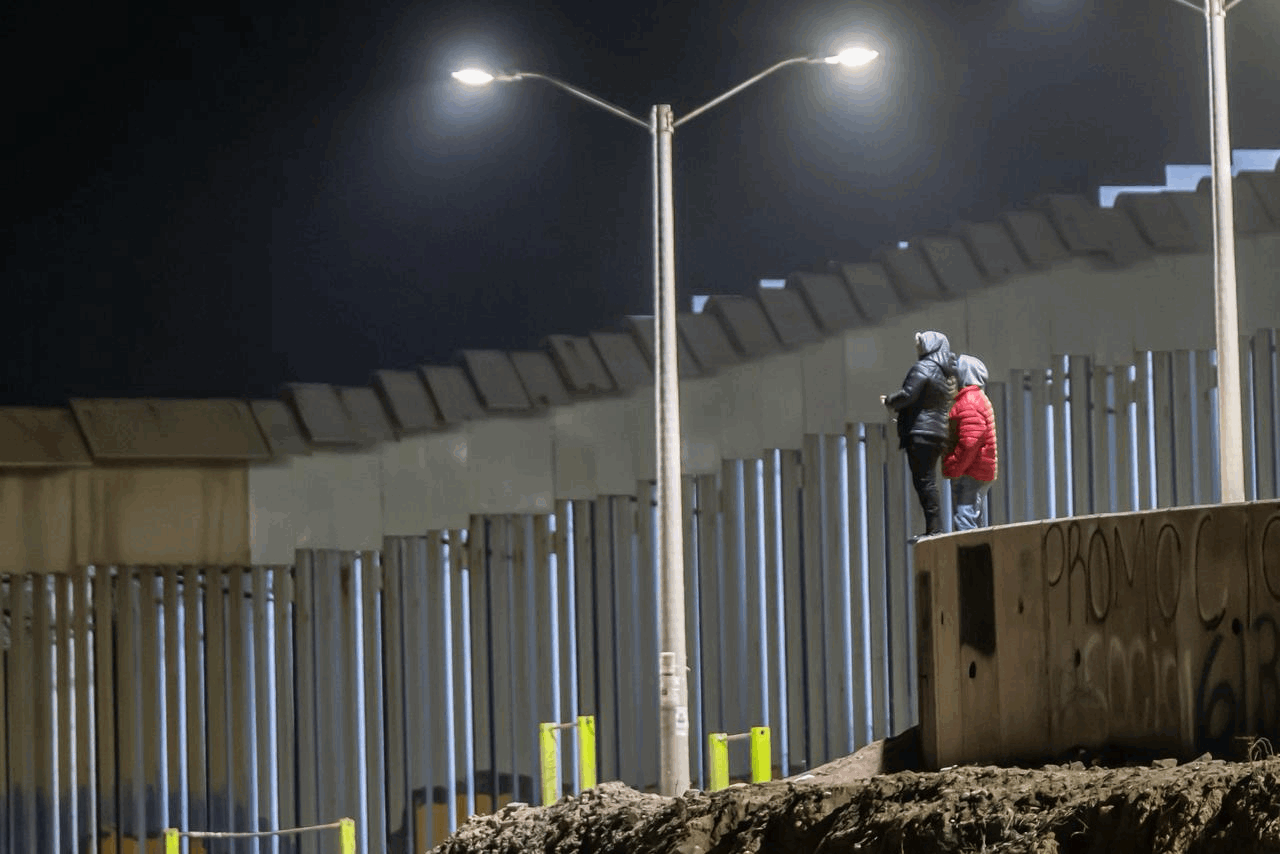 64cea5c5-525c-4b8d-b719-d0a5a0b068b4