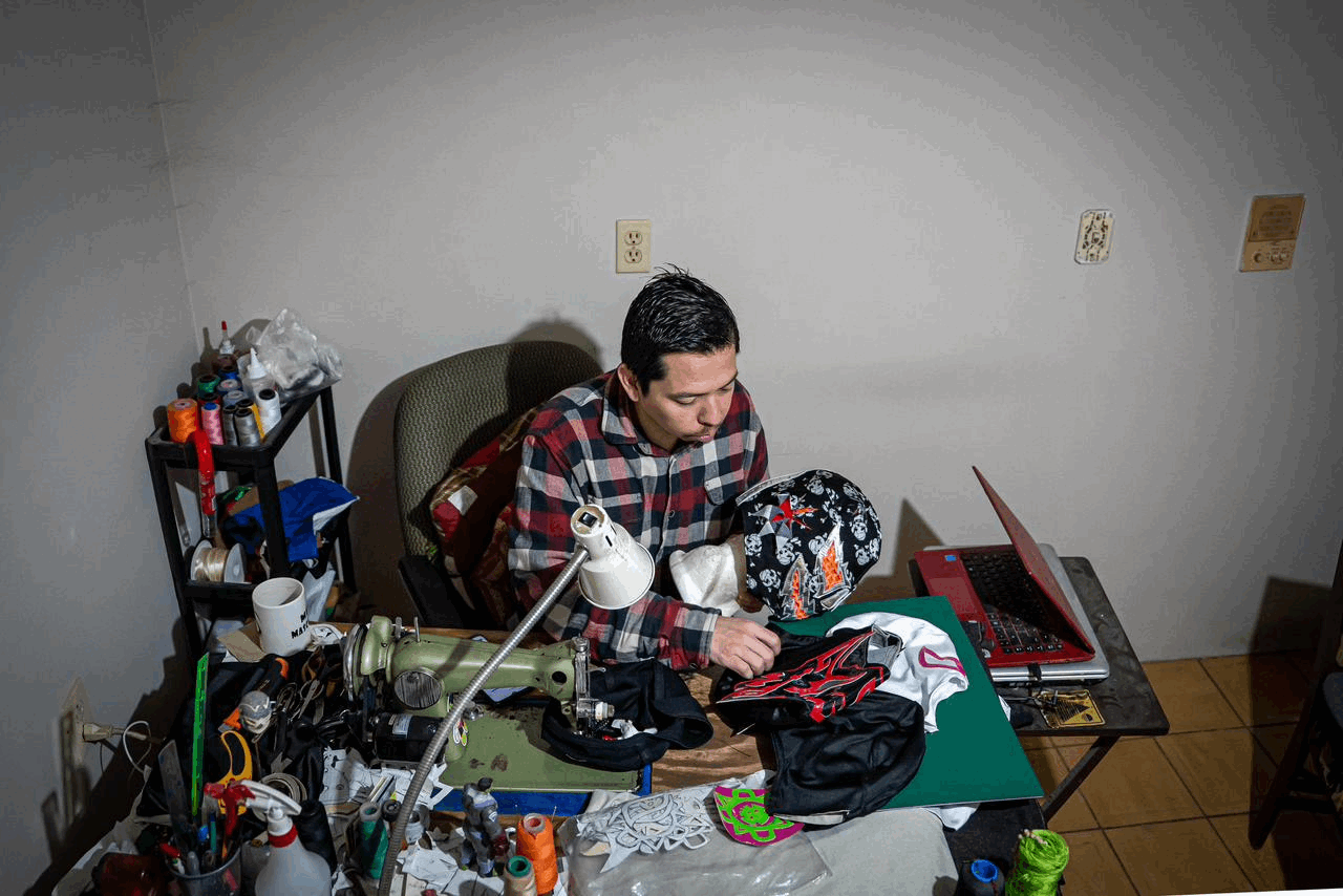 6b5644e6-aae8-4634-83f2-8f591d4876a4