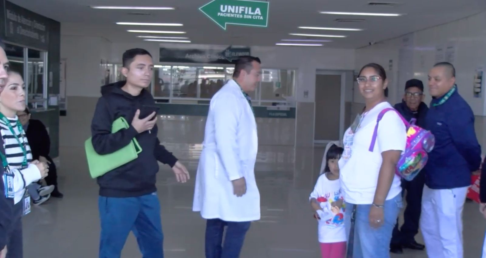 7027c555-be11-4dce-8cb9-2498681603f1