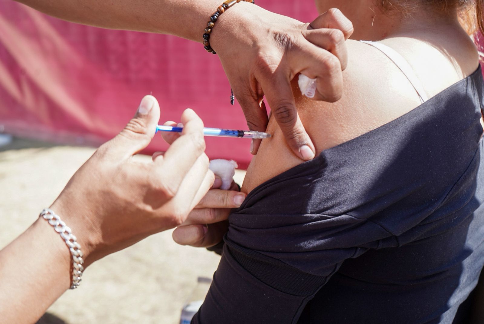 7b0ab2d9-71c0-4a9f-b6df-3a9ef2400cc6