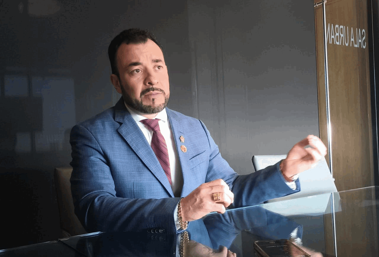 7e00da63-b362-4b69-8e8b-666b431658a1