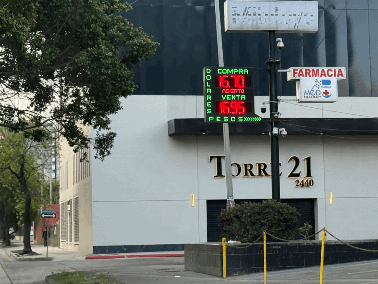 8015a3a5-bc34-48fb-95bf-30ce1a9dfc20