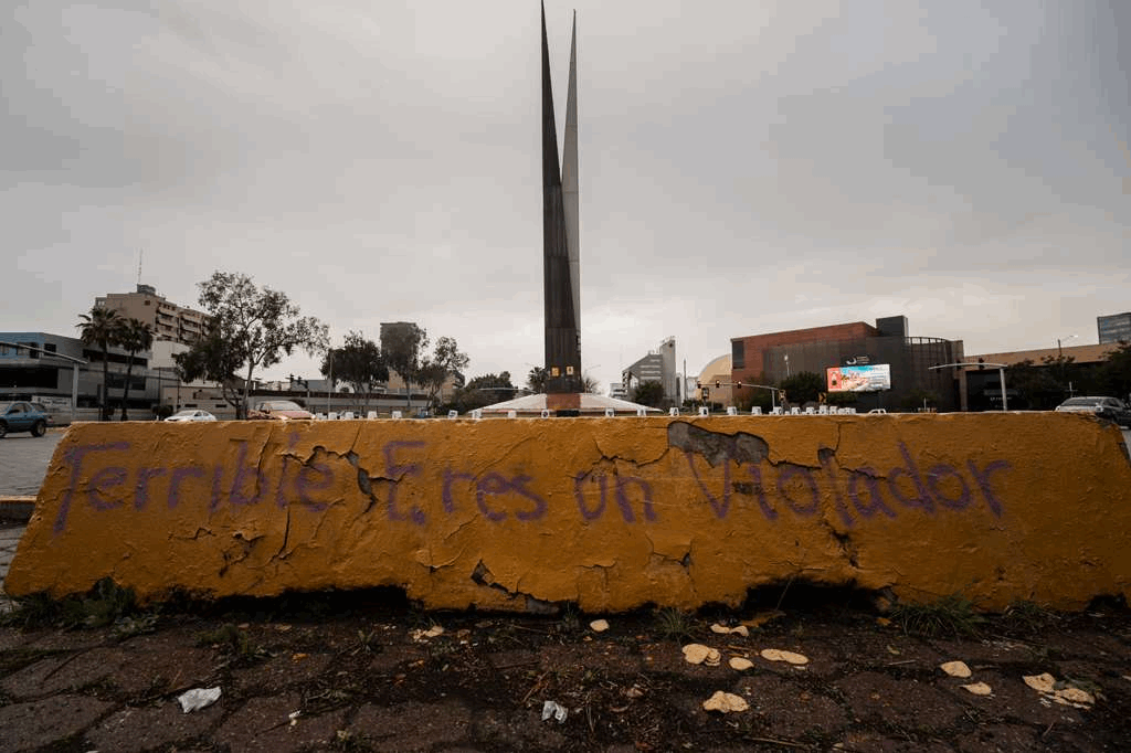 84e6cec4-6d94-46f9-ae46-5a3a857e0f5e