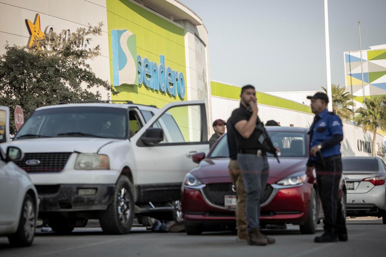 8d5b0d85-c62e-499b-8f17-f55ab4b868fe