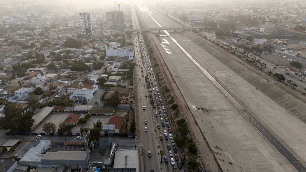 96ad49fa-1bc1-4f10-a0e1-09e0784b1774