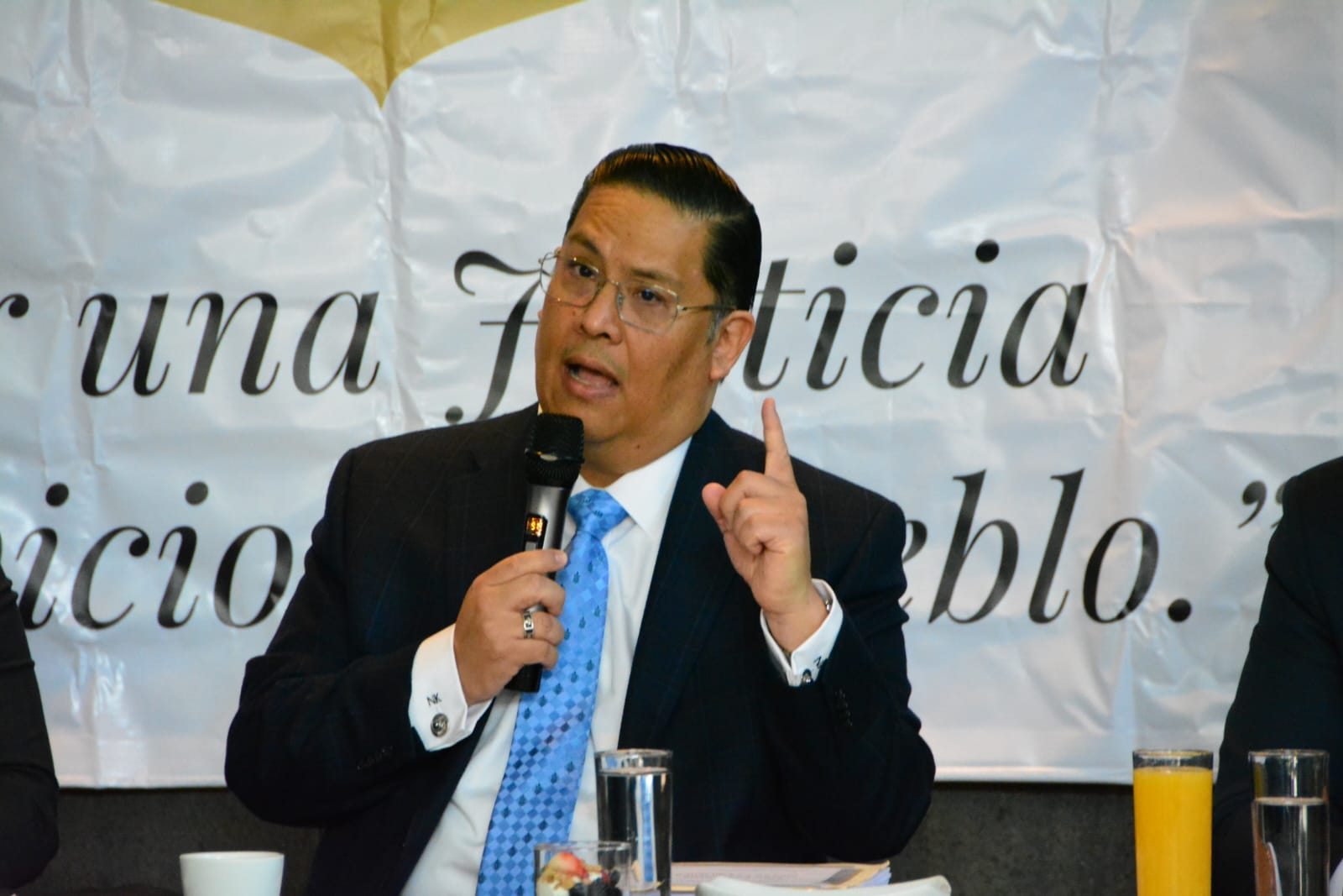 97b90130-3c0c-4908-b7db-a7d14e899cc4