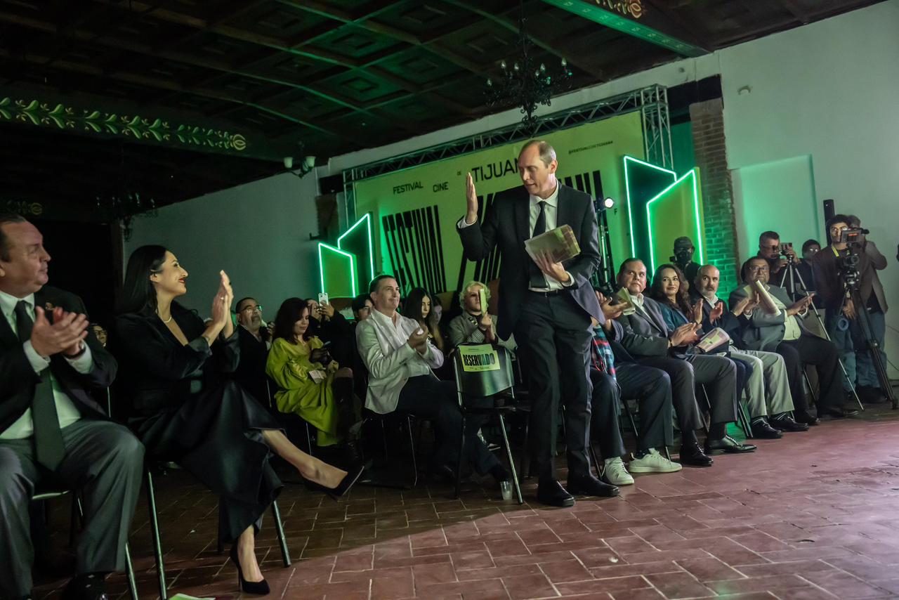 a54c3620-b93e-454e-a756-706ff16a855a