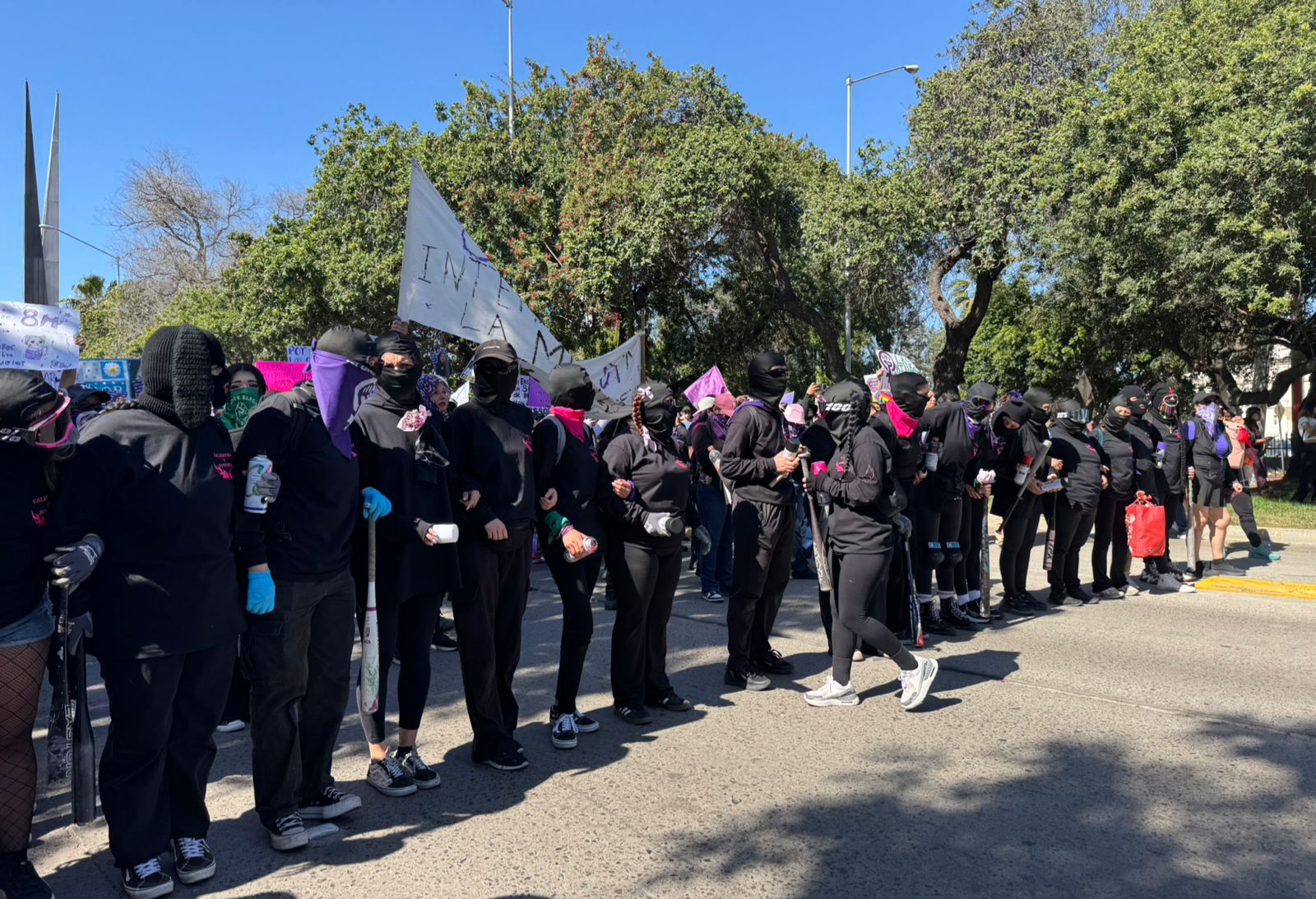 a8d4e646-5e22-4b82-9cad-1c8a377f78f9