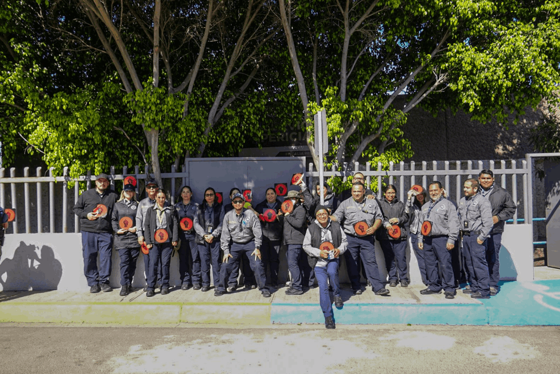 af5808f0-badc-4516-8ebf-f91893bfd42d