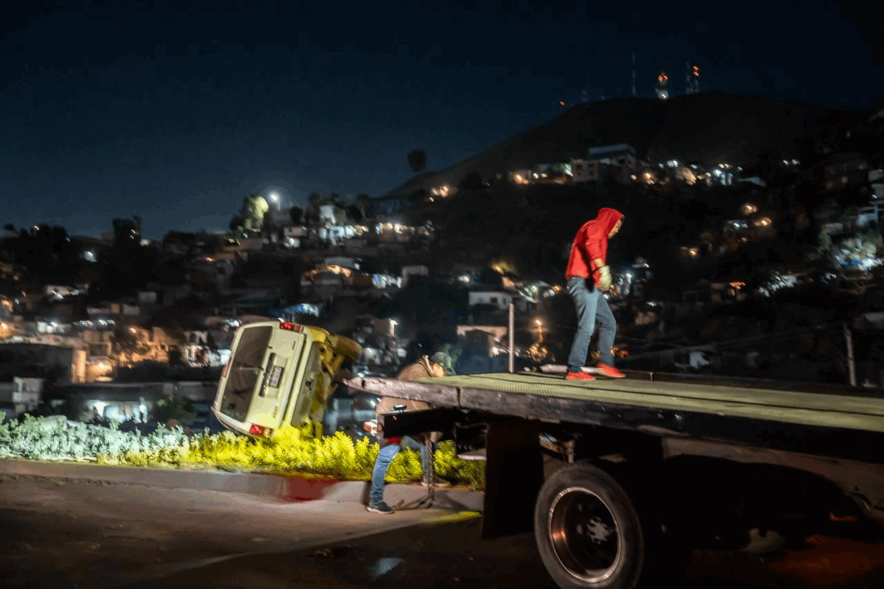 b24fbd94-c505-4eec-aa69-b450d97de170