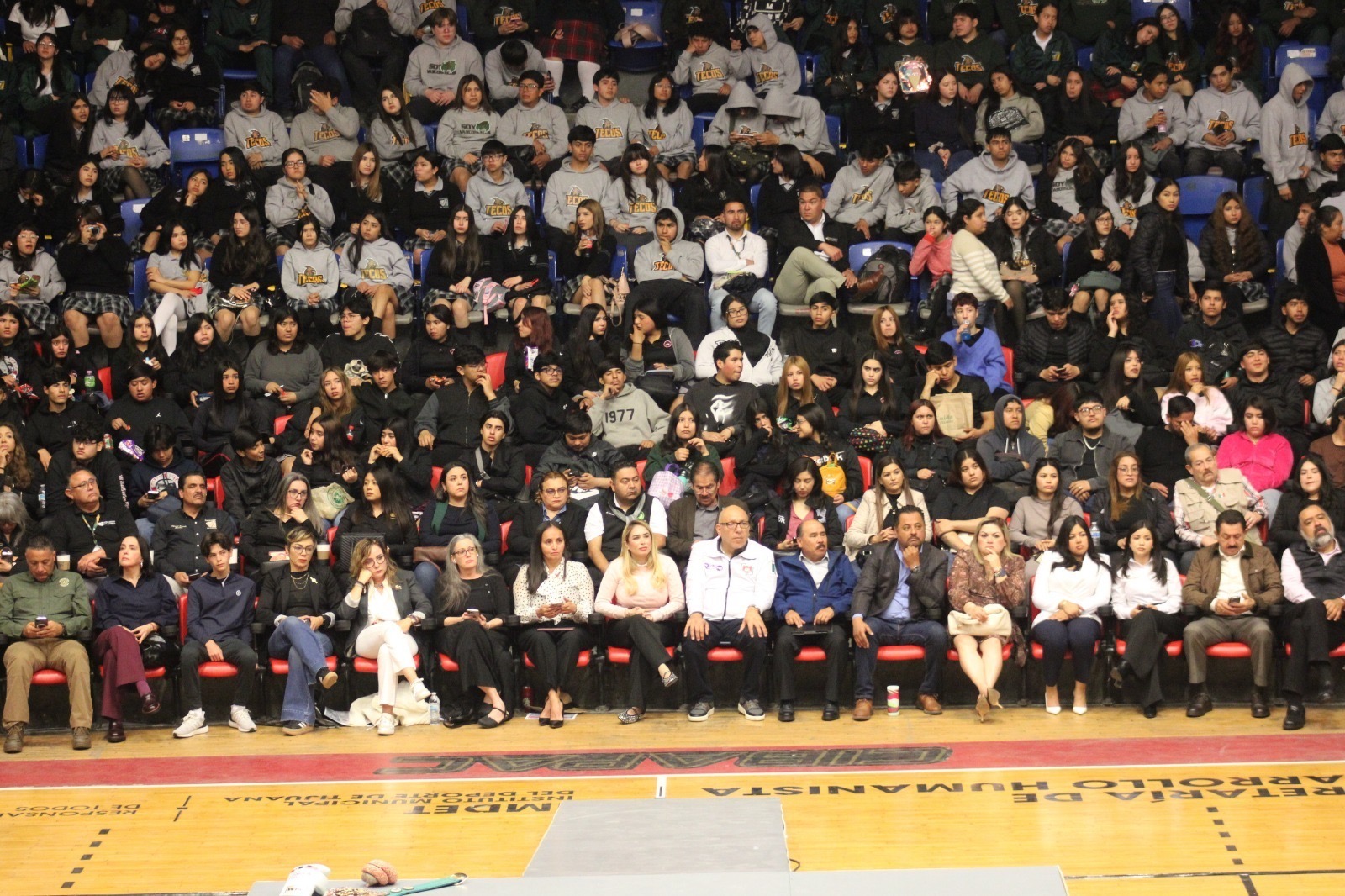 b48695eb-5a66-4e79-aea6-79c71ee54038