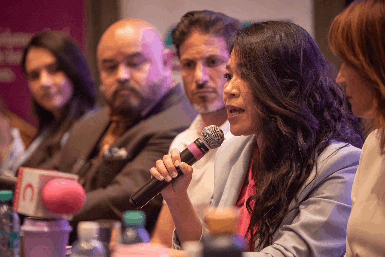 b8e3b470-7472-488e-ba85-d4ae2f2b6372