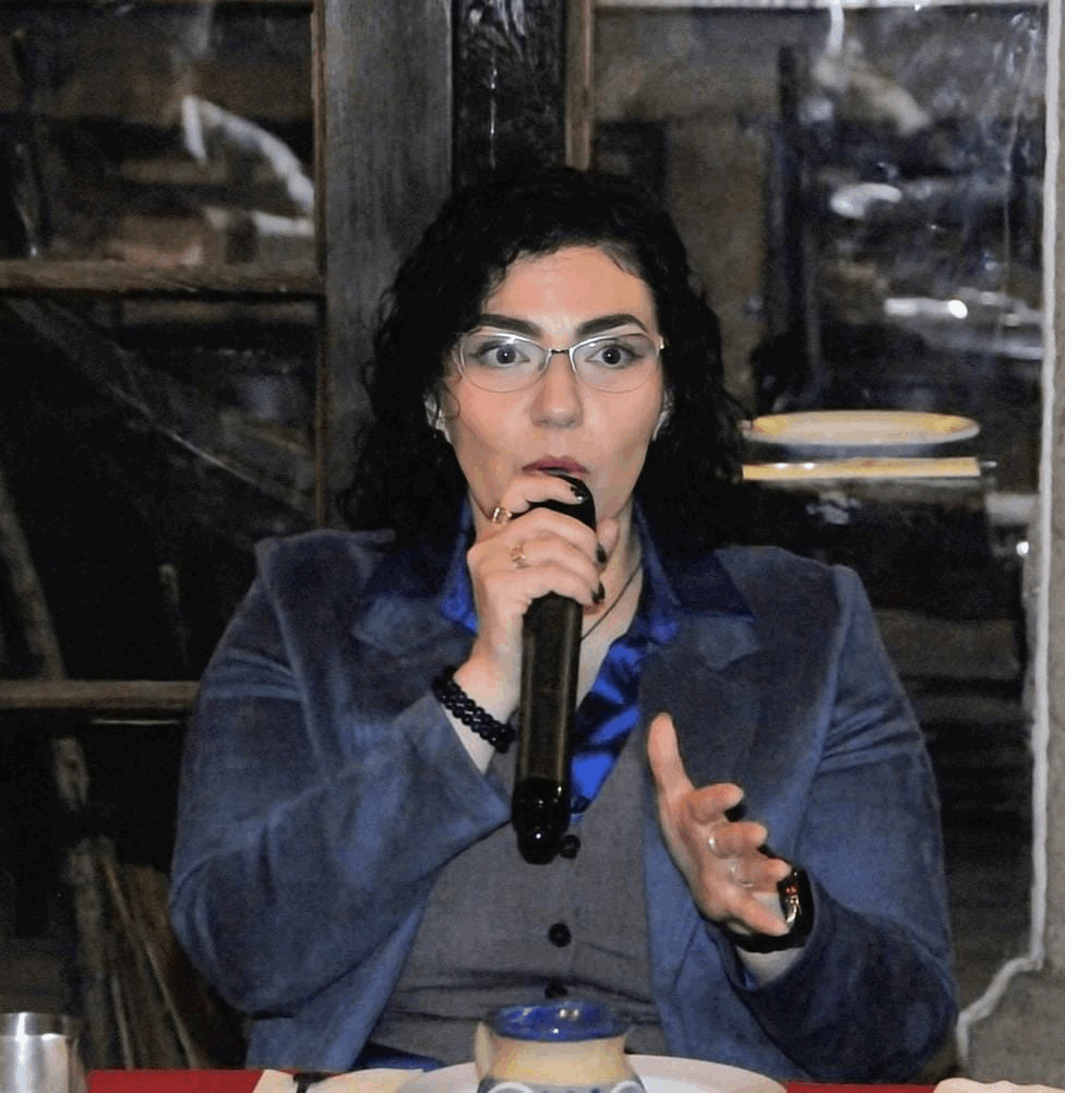 bc0e5279-9a3f-4ff1-ab4b-6b32da182fea