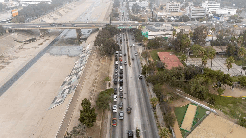 c0ed0a49-4af0-4a95-8103-35e8121332a4