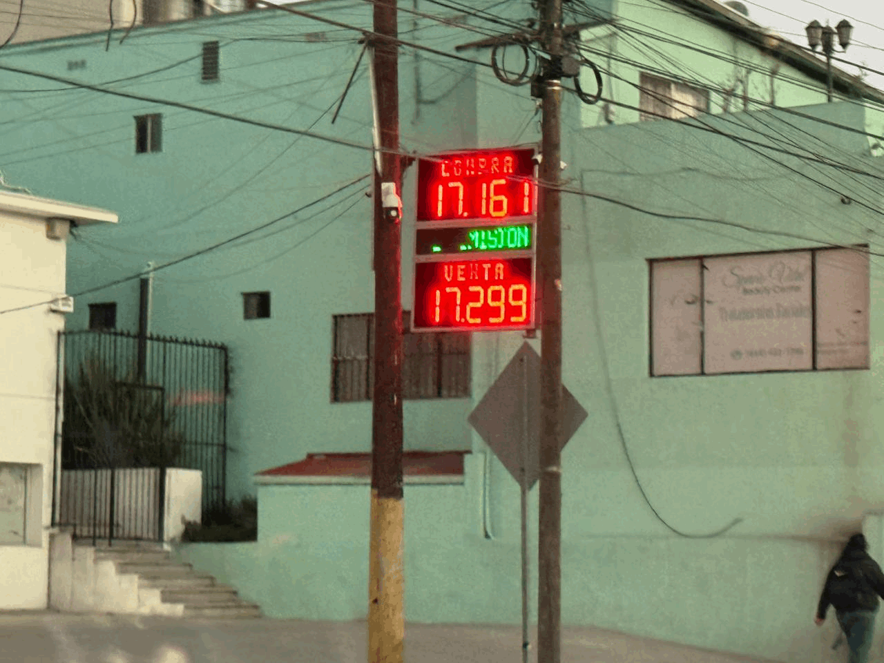 c6591c93-0f98-44f6-9012-7d19a3af6ea5