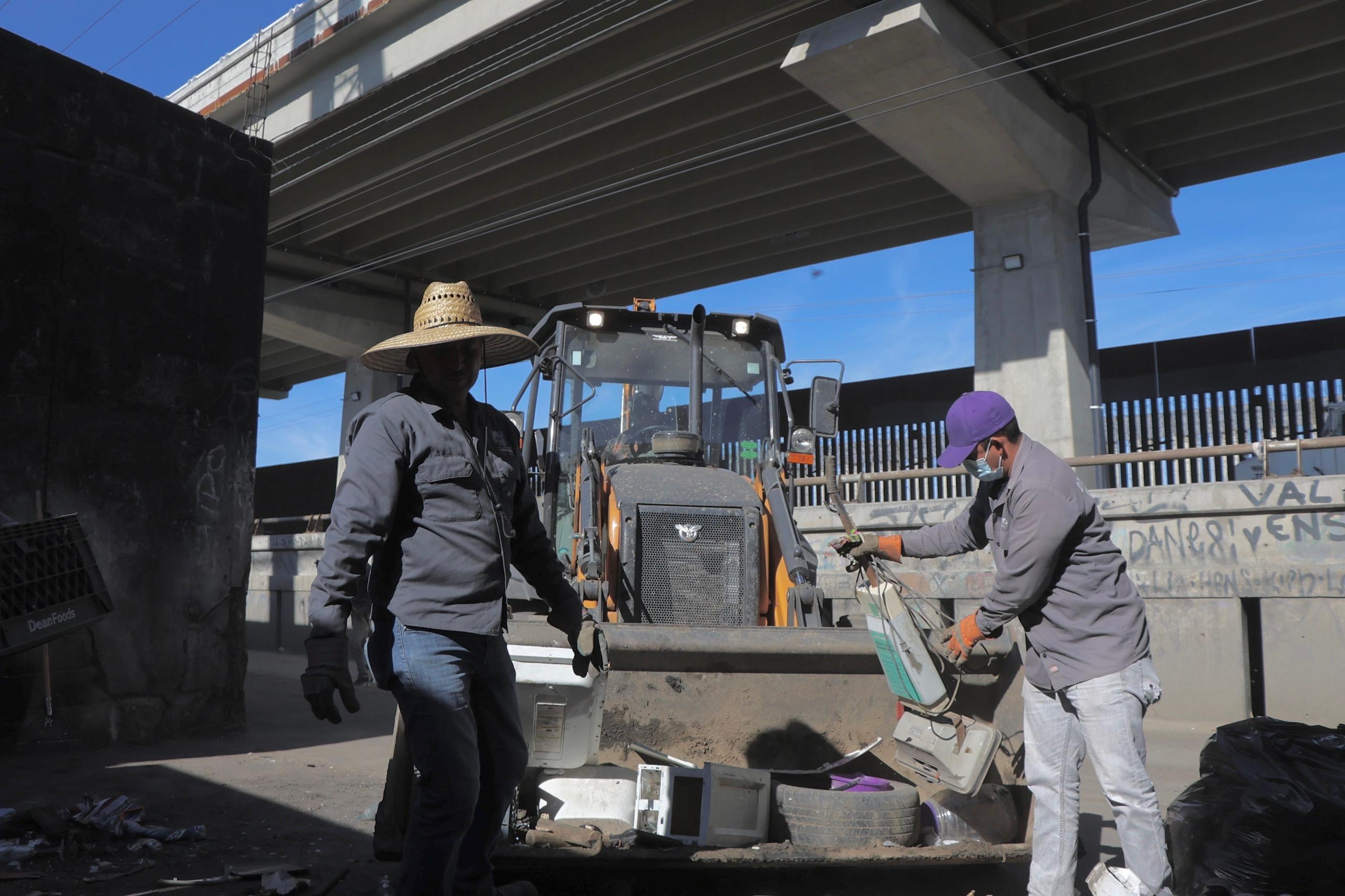 cf37c8a2-0450-4df8-9818-d7806e8a2c32