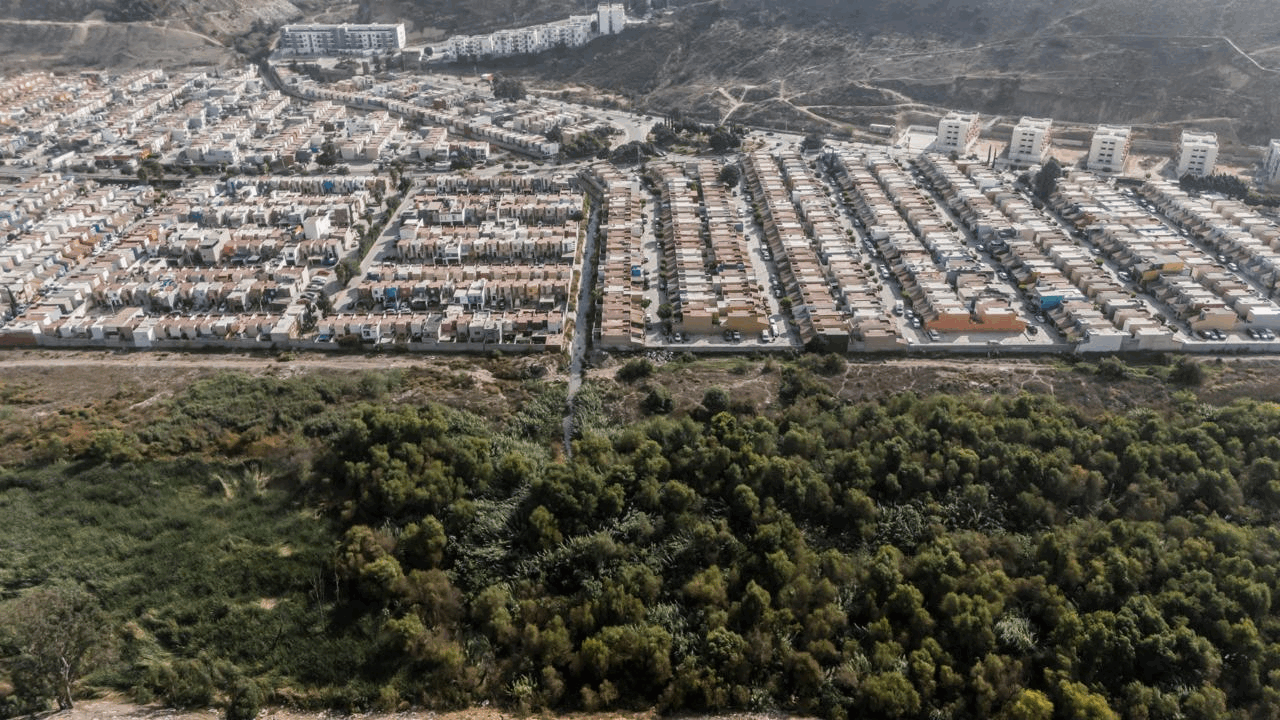 cf8a077e-2d70-436f-9f92-886406203d35