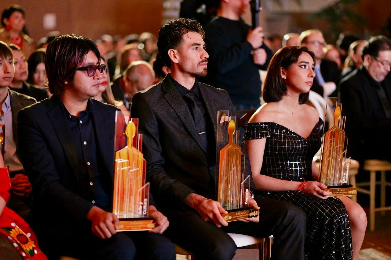 d1031bce-c5a1-4ff4-bd1d-799584fbc874