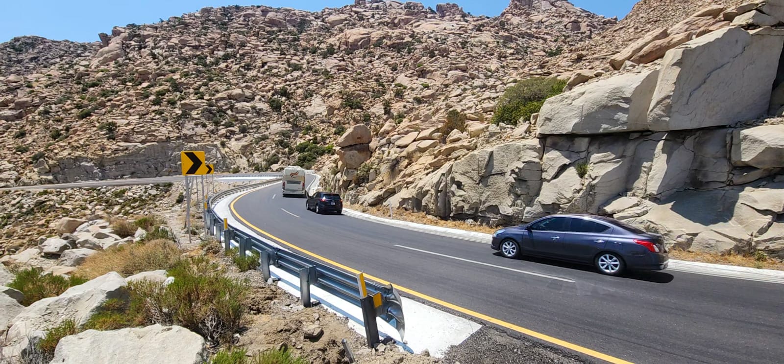 e9b1114b-2091-4bc6-9d32-c0847f7f951a