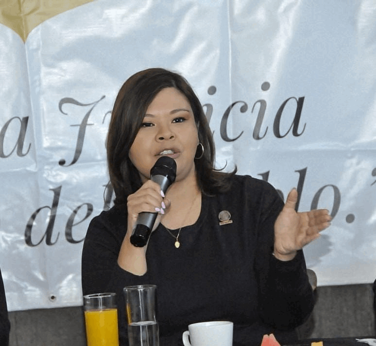 ee250135-8336-48c3-9f24-953c6905422e