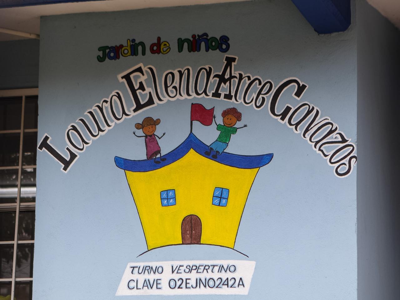 f2b08fe6-72e6-4a9c-b434-9d97ec1c3d96