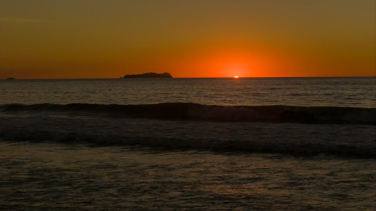 f5b3eec8-dad2-4142-8e78-b462cbea3ed8