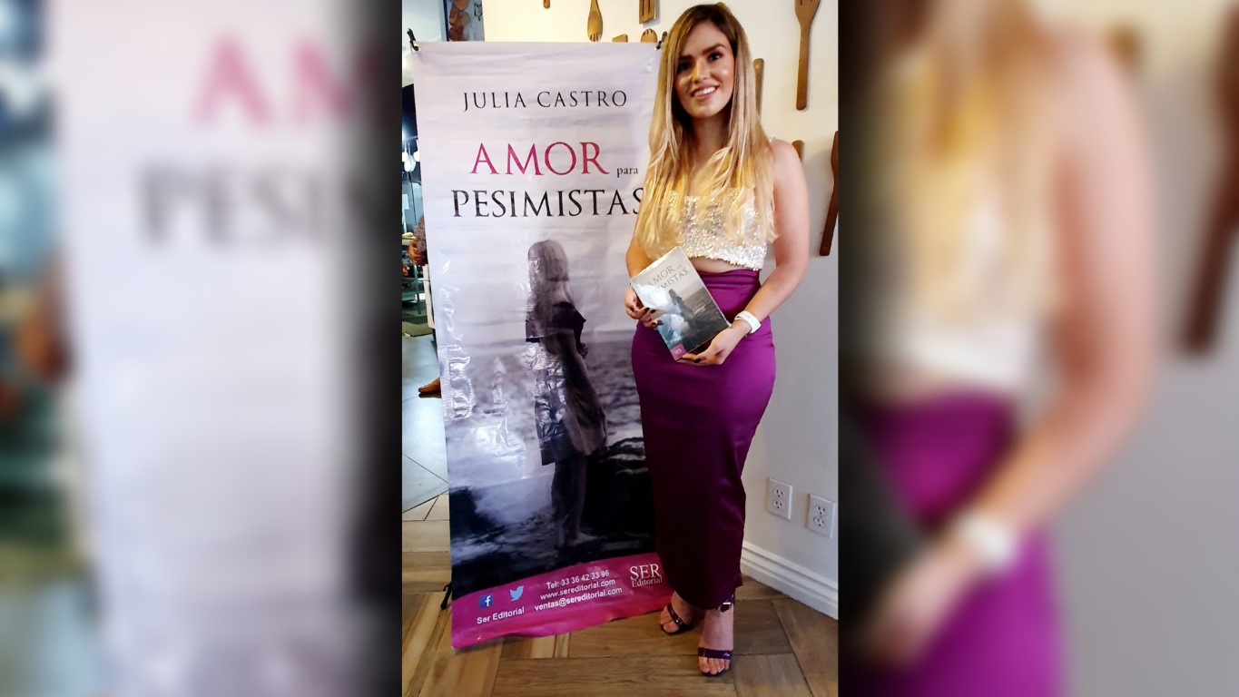 EMX-Julia Castro lanza “Libros con Causa” 
