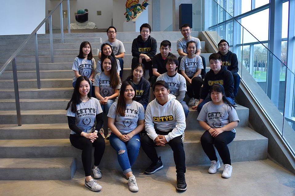 EMX-Estudiantes de Cetys en encuentro con comunidades chinas