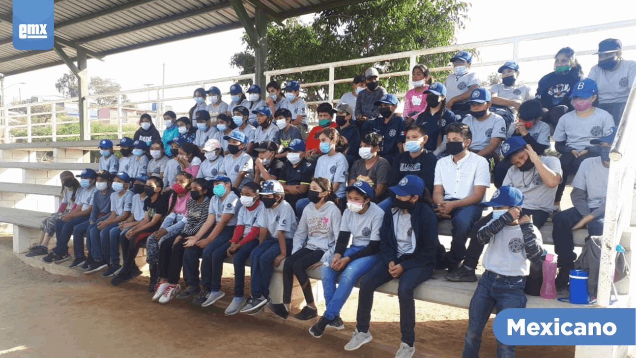 EMX-Escuadrón juvenil de la DSPM participa en taller de educación