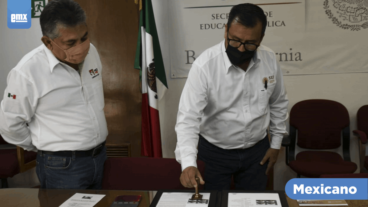 EMX-Cancelan timbre postal por el Centenario de la SEP