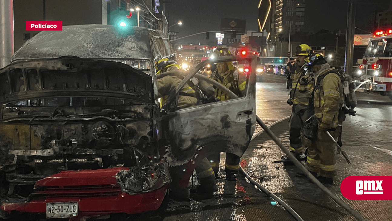 EMX-Incendian vehículo en bulevar Salinas a la altura del Gran Hotel