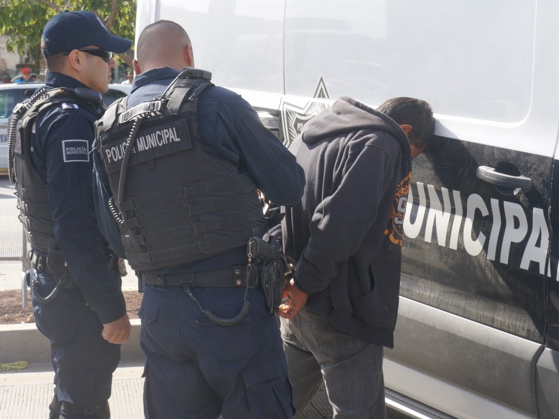 EMX-Municipales frustran robo con violencia en Ensenada
