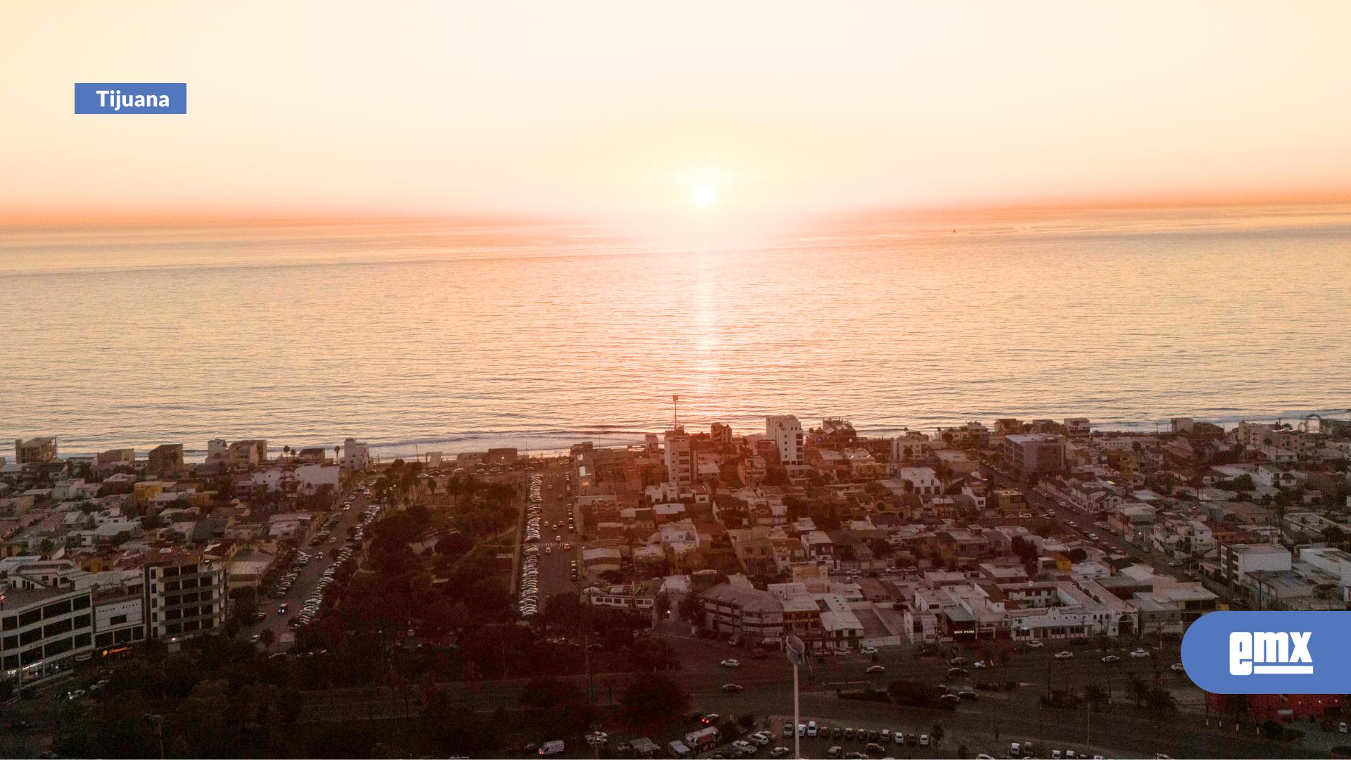 EMX-Playas-de-Tijuana-se-despide-con-un-atardecer-de-ensueño-este-domingo