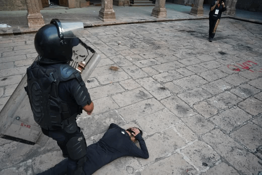 06f7dd5f-aaf4-4d23-85d2-d7dac0b00464