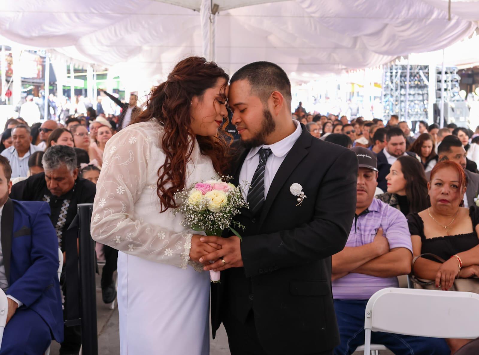 b1882faf-d232-49a6-9a09-a054017425a2