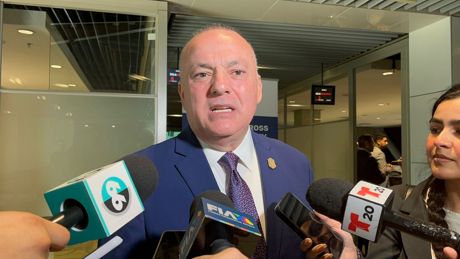 8e8c4d8a-49f3-4a8a-89e7-f125e6663661