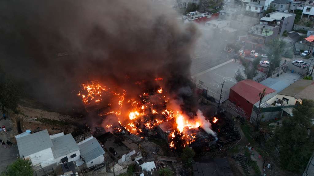 b5b5bf60-66fd-4d33-a9e2-1dc3540bc19b