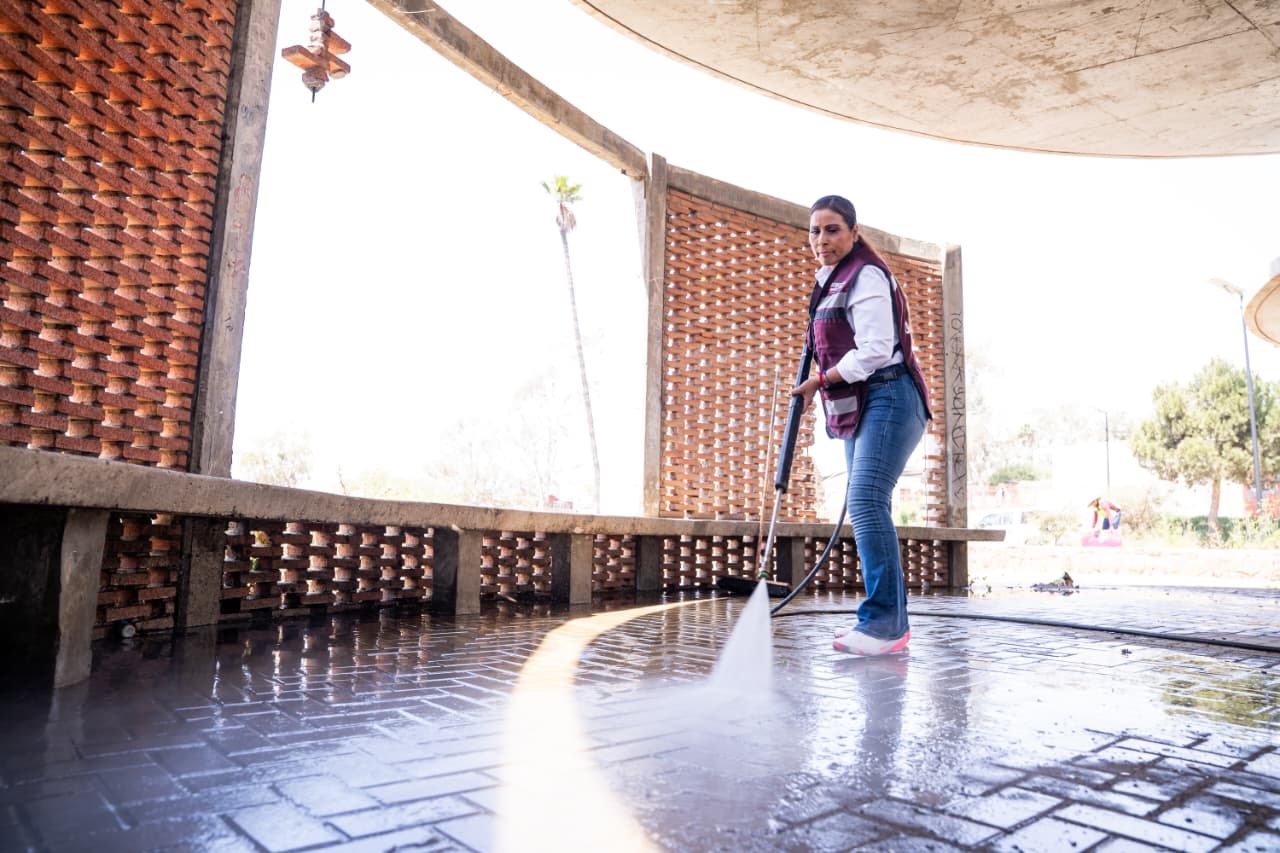 cc81a946-eeb6-4601-83b0-e8f5818bd3f9